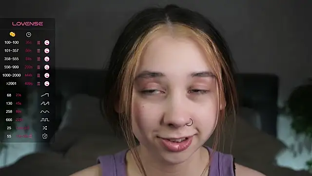 Snapshot of AislyEmbury chatting on 02-27-25, 01:38 AislyEmbury online show from 02-27-25, 01:38