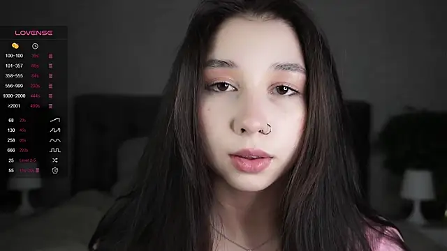 Snapshot of AislyEmbury chatting on 03-07-25, 05:38 AislyEmbury online show from 03-07-25, 05:38