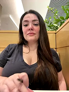 Sophie Eaton online show from 10-06-25, 08:28