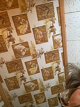 Tonybaloney1972 online show from 01-04-25, 02:46