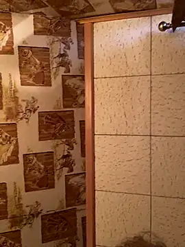 Snapshot of Tonybaloney1972 chatting on 11-30-25, 12:31 Tonybaloney1972 online show from 11-30-25, 12:31