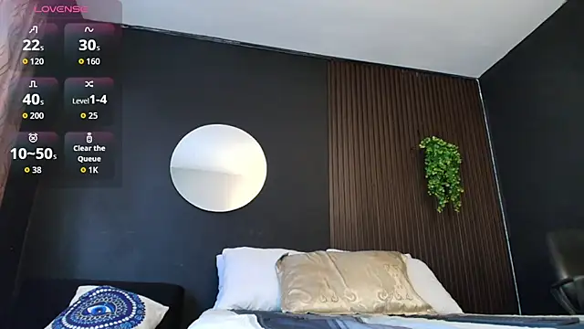 Aaron Jassell1 online show from 09-17-25, 02:19