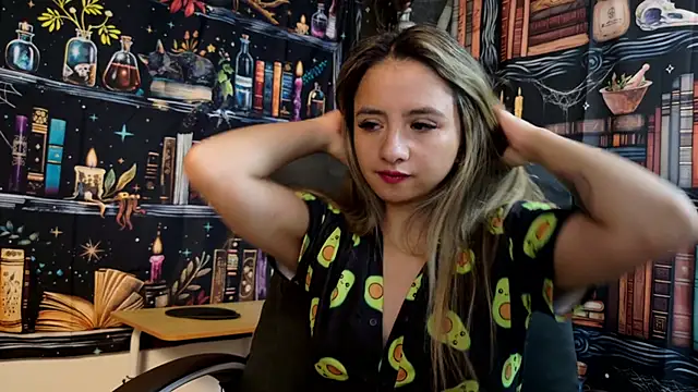 Snapshot of julietta___jackson chatting on 12-26-24, 07:05 julietta   jackson online show from 12-26-24, 07:05
