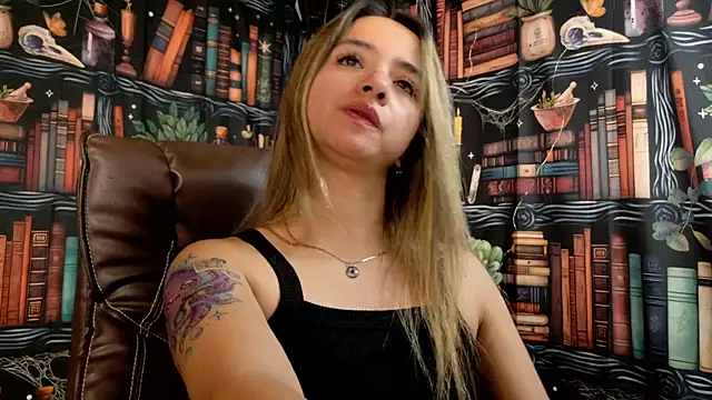 Snapshot of julietta___jackson chatting on 01-30-25, 11:24 julietta   jackson online show from 01-30-25, 11:24