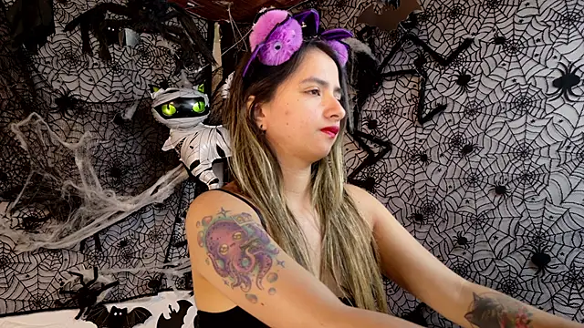 julietta   jackson online show from 10-29-25, 07:15