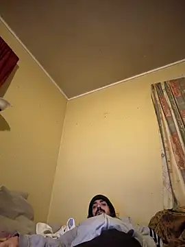 wolfwhite95 online show from 02-08-26, 07:50