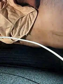 Snapshot of Maksim030 chatting on 01-24-25, 03:43 Maksim030 online show from 01-24-25, 03:43