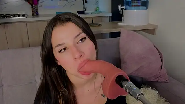 Snapshot of Mia_adams66 chatting on 05-11-26, 10:40 Mia adams66 online show from 05-11-26, 10:40
