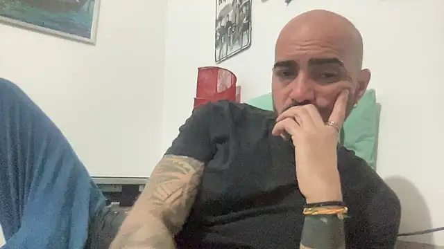 Snapshot of alessandromori91 chatting on 09-29-25, 07:08 alessandromori91 online show from 09-29-25, 07:08