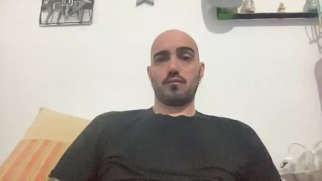 alessandromori91 online show from 02-23-26, 08:17