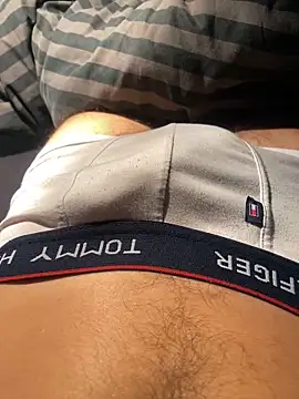 Snapshot of enzomlt chatting on 01-08-25, 09:55 enzomlt online show from 01-08-25, 09:55