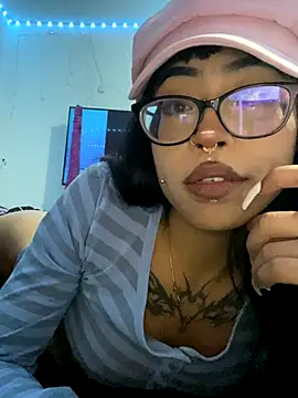 Violetta Suky online show from 10-29-25, 12:57