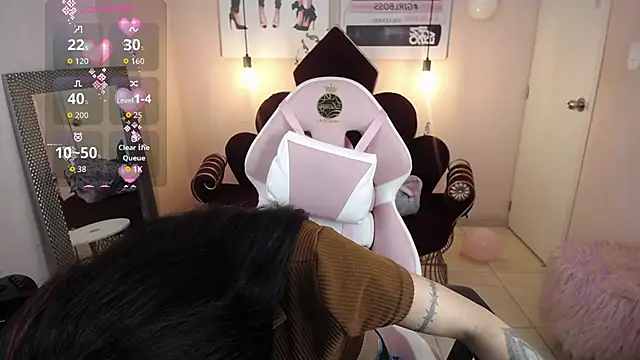 Violetta Suky online show from 11-18-25, 02:32