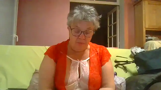 Vandeae44 online show from 09-26-25, 07:51