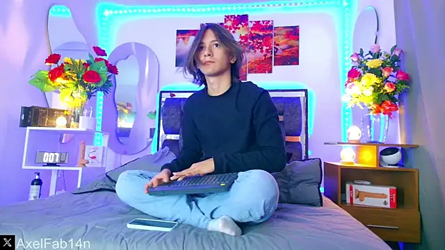 Alex and Fabian online show from 02-15-25, 06:55