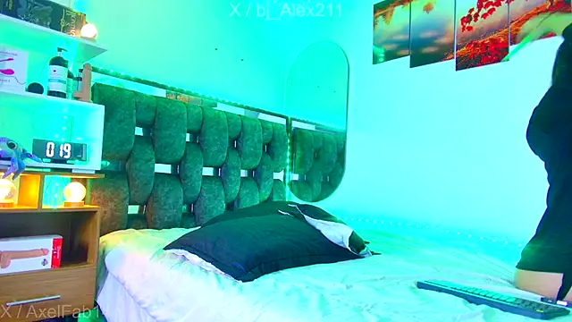 Alex and Fabian online show from 11-07-25, 09:04