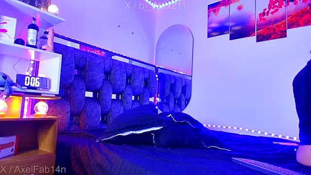 Alex and Fabian online show from 11-15-25, 09:00