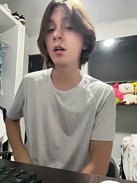 Alex and Fabian online show from 02-18-26, 01:34