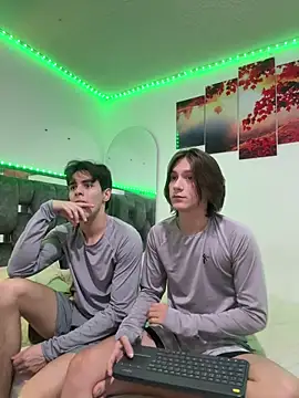 Alex and Fabian online show from 03-15-26, 03:34