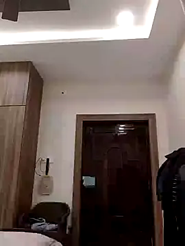 Snapshot of lovablesam chatting on 12-15-24, 08:15 lovablesam online show from 12-15-24, 08:15