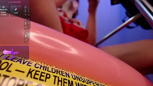 Snapshot of AlessiaDouce chatting on 11-28-25, 08:55 AlessiaDouce online show from 11-28-25, 08:55