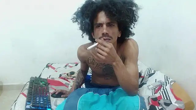 Snapshot of damian_bottom_bigcock chatting on 12-03-24, 04:58 damian bottom bigcock online show from 12-03-24, 04:58