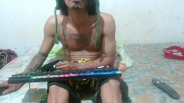 Snapshot of damian_bottom_bigcock chatting on 12-25-24, 04:12 damian bottom bigcock online show from 12-25-24, 04:12