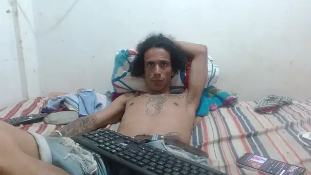 Snapshot of damian_bottom_bigcock chatting on 10-14-25, 10:54 damian bottom bigcock online show from 10-14-25, 10:54