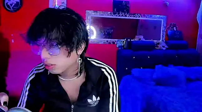 Snapshot of AnggelONfiree chatting on 01-05-25, 06:56 AnggelONfiree online show from 01-05-25, 06:56