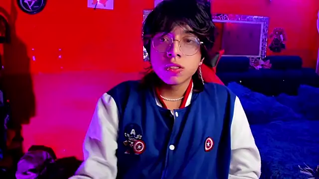 Snapshot of AnggelONfiree chatting on 01-15-25, 04:25 AnggelONfiree online show from 01-15-25, 04:25