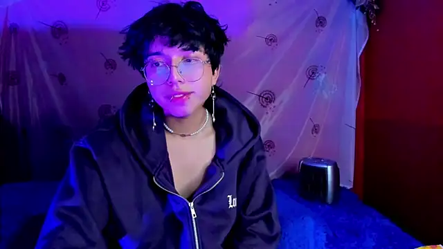 Snapshot of AnggelONfiree chatting on 02-08-25, 06:54 AnggelONfiree online show from 02-08-25, 06:54