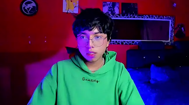 Snapshot of AnggelONfiree chatting on 02-15-25, 09:49 AnggelONfiree online show from 02-15-25, 09:49