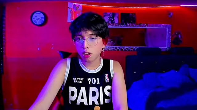 Snapshot of AnggelONfiree chatting on 03-09-25, 04:27 AnggelONfiree online show from 03-09-25, 04:27