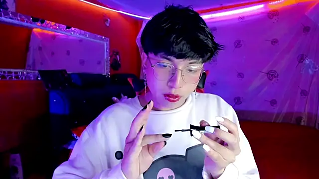 Snapshot of AnggelONfiree chatting on 09-16-25, 01:50 AnggelONfiree online show from 09-16-25, 01:50