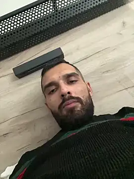 Snapshot of sisi1992 chatting on 03-10-25, 10:59 sisi1992 online show from 03-10-25, 10:59