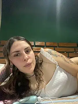 Snapshot of isadelasestrellas chatting on 10-22-25, 08:41 isadelasestrellas online show from 10-22-25, 08:41