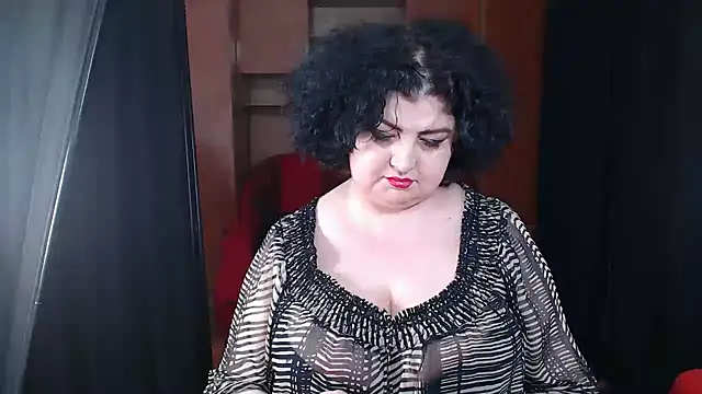  MissJ  online show from 02-07-25, 02:15