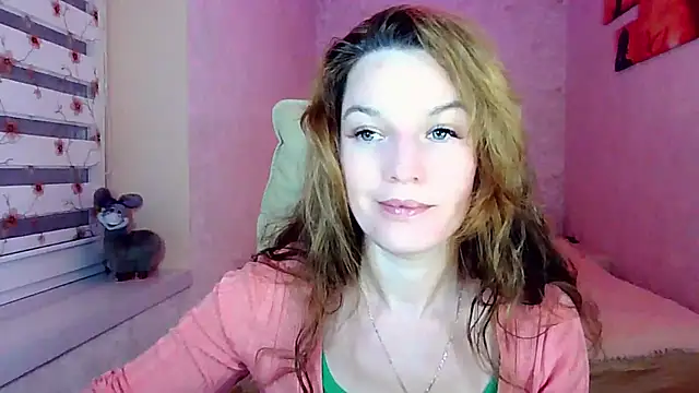 Snapshot of impossibleluna chatting on 09-29-25, 04:56 impossibleluna online show from 09-29-25, 04:56