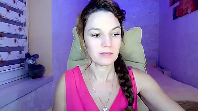 Snapshot of impossibleluna chatting on 09-30-25, 06:46 impossibleluna online show from 09-30-25, 06:46