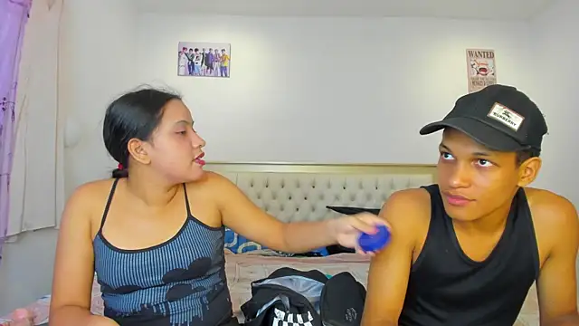 Snapshot of fenixonfire_ chatting on 01-08-25, 08:18 fenixonfire online show from 01-08-25, 08:18