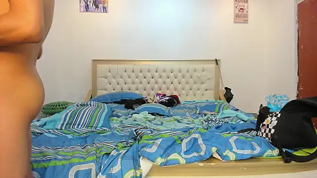 Snapshot of fenixonfire_ chatting on 02-12-25, 10:37 fenixonfire online show from 02-12-25, 10:37