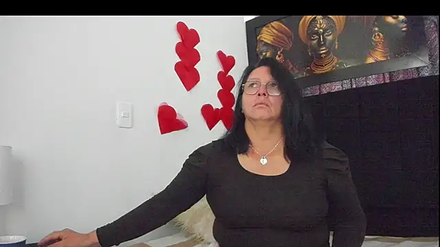 Evaaross 2345 online show from 03-02-25, 01:49