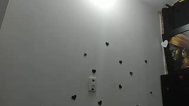 Evaaross 2345 online show from 04-28-26, 12:54