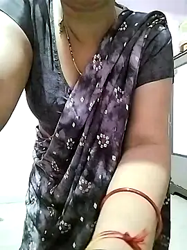 Snapshot of PayalSharmahot143 chatting on 02-06-25, 12:33 PayalSharmahot143 online show from 02-06-25, 12:33