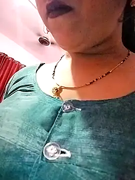 Snapshot of PayalSharmahot143 chatting on 02-10-25, 01:11 PayalSharmahot143 online show from 02-10-25, 01:11