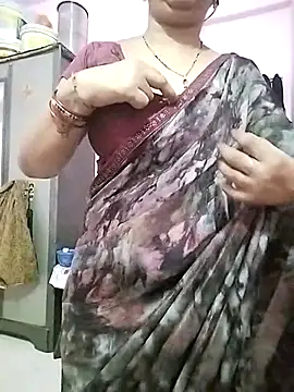 Snapshot of PayalSharmahot143 chatting on 02-19-25, 12:14 PayalSharmahot143 online show from 02-19-25, 12:14