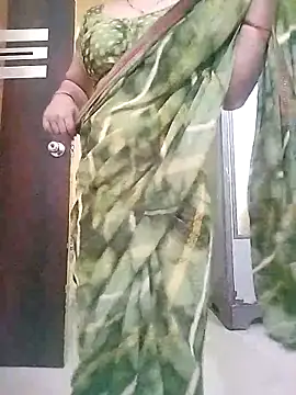 Snapshot of PayalSharmahot143 chatting on 03-19-25, 02:37 PayalSharmahot143 online show from 03-19-25, 02:37