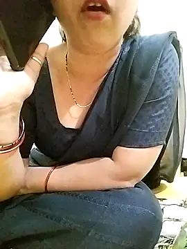 Snapshot of PayalSharmahot143 chatting on 03-21-25, 12:28 PayalSharmahot143 online show from 03-21-25, 12:28