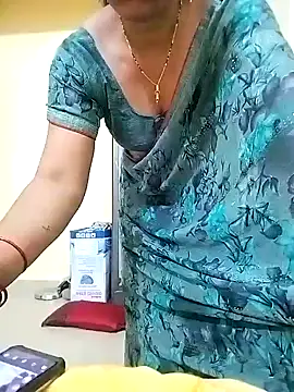 Snapshot of PayalSharmahot143 chatting on 03-23-25, 01:53 PayalSharmahot143 online show from 03-23-25, 01:53