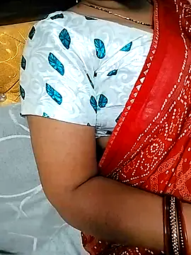 Snapshot of PayalSharmahot143 chatting on 09-15-25, 03:01 PayalSharmahot143 online show from 09-15-25, 03:01